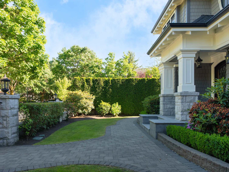 6869 Selkirk Street, Vancouver, BC, V6P 4H1 - 4