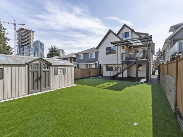 331 Keary Street, New Westminster, BC, V3L 3L2 - 31