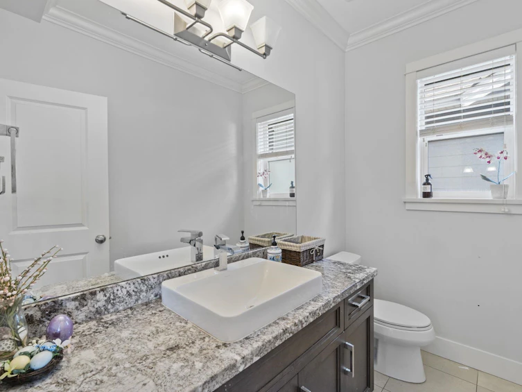 331 Keary Street, New Westminster, BC, V3L 3L2 - 14