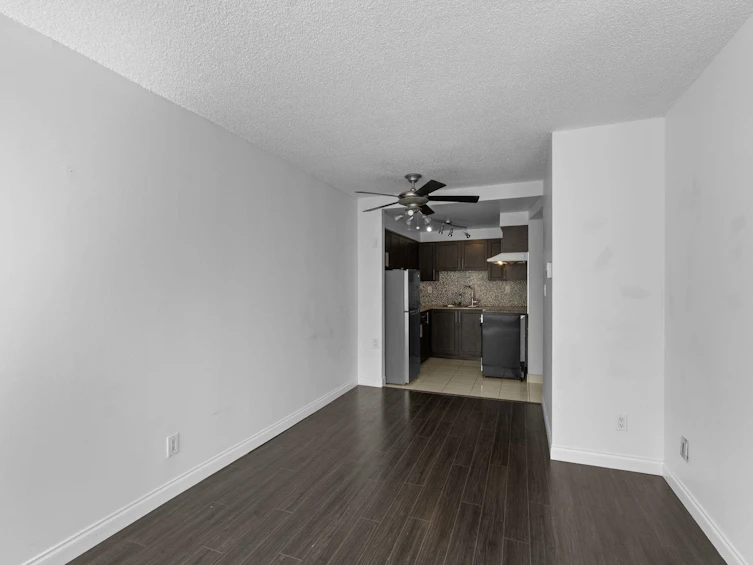 207-1270 Robson Street, Vancouver, BC, V6E 1C1 - 14
