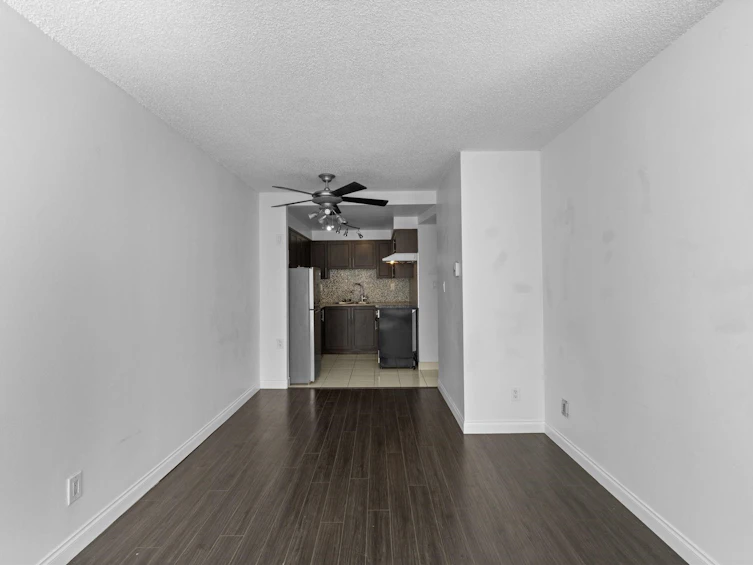 207-1270 Robson Street, Vancouver, BC, V6E 1C1 - 10