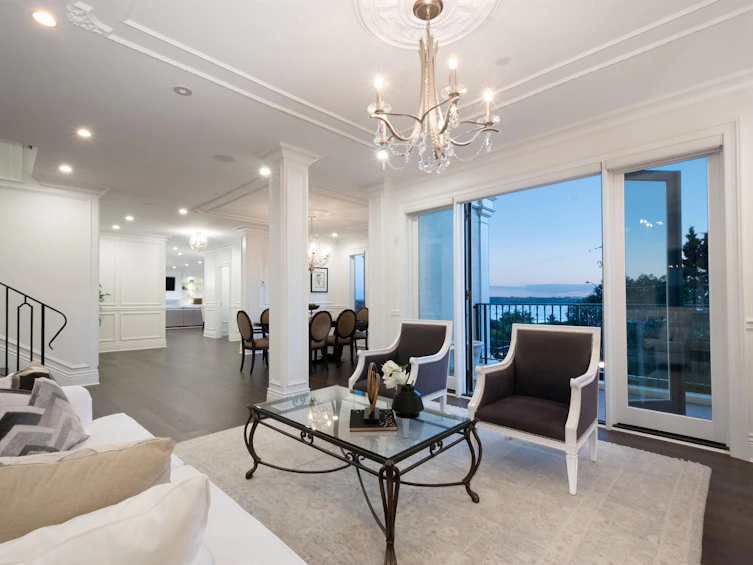 4135 Burkehill Place, West Vancouver, BC, V7V 3M8 - 4
