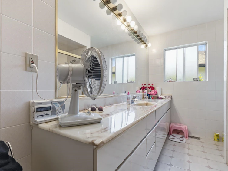 3055 Rosemont Drive, Vancouver, BC, V5S 2C8 - 11