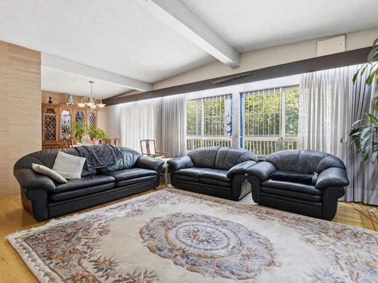 3055 Rosemont Drive, Vancouver, BC, V5S 2C8 - 4