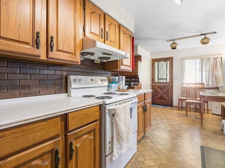 3055 Rosemont Drive, Vancouver, BC, V5S 2C8 - 9