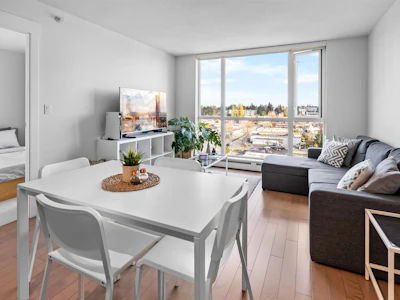 1302-10777 University Drive - 2