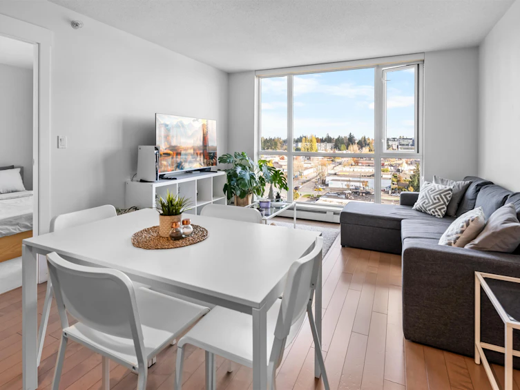 1302-10777 University Drive, Surrey, BC, V3T 0E6 - 2