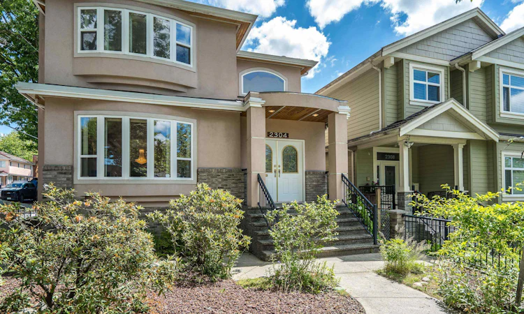 2304 Garden Drive