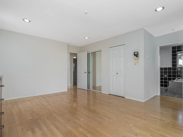 2304 Garden Drive, Vancouver, BC, V5N 4X3 - 25