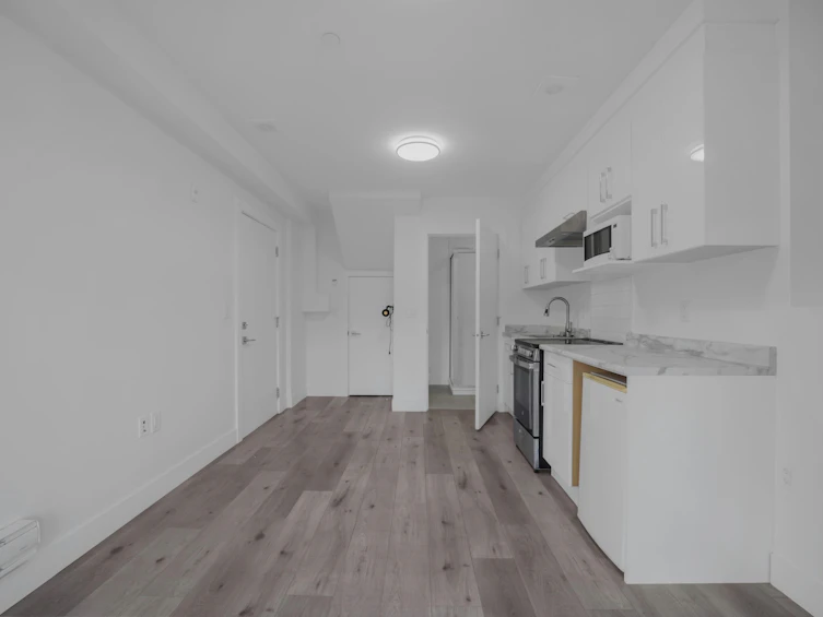 5140 Slocan Street, Vancouver, BC, V5R 2A5 - 25