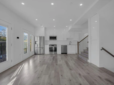 5140 Slocan Street - 5