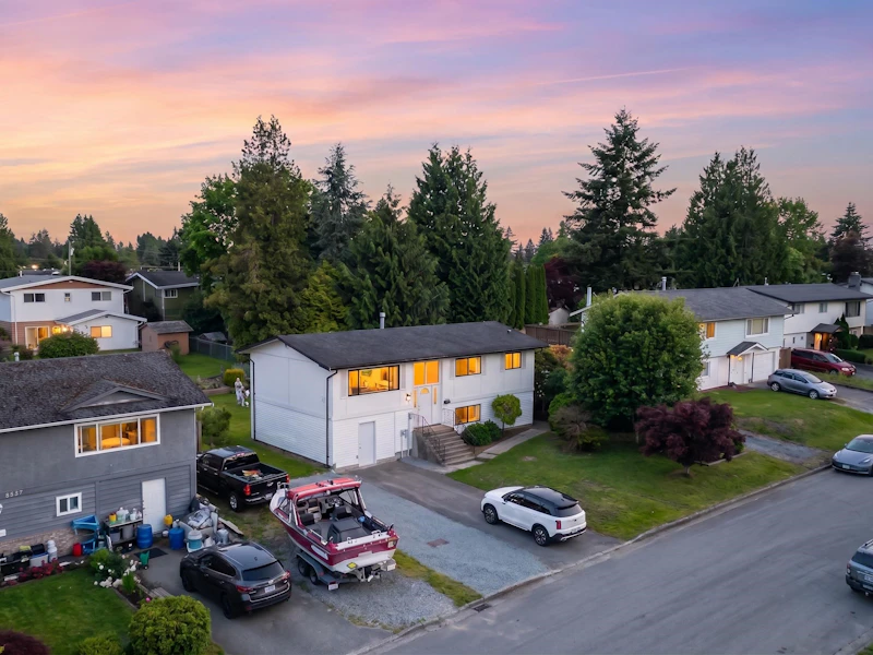 8237 Viola Place, Mission BC V2V 5P3