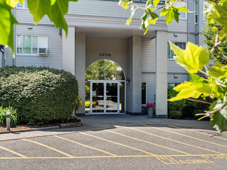 404-33708 King Road, Abbotsford, BC, V2S 8C6