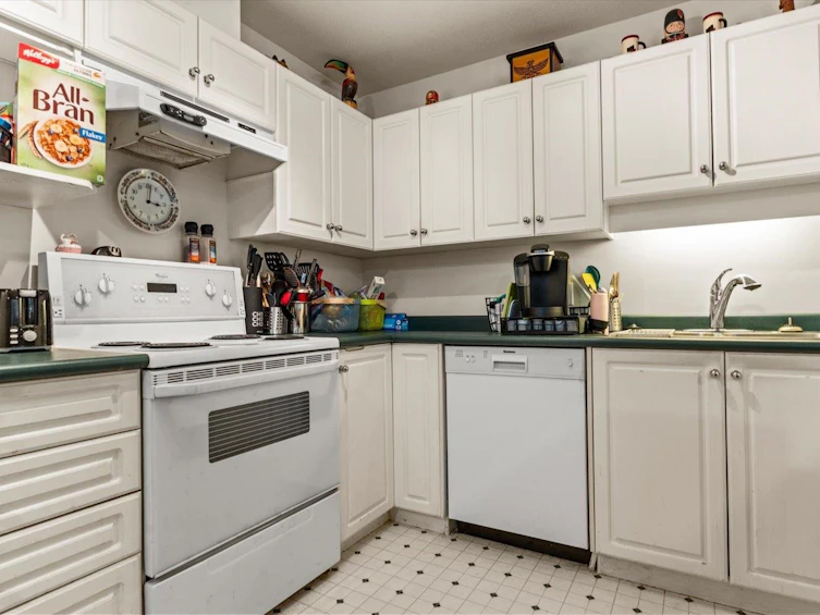 404-33708 King Road, Abbotsford, BC, V2S 8C6 - 5