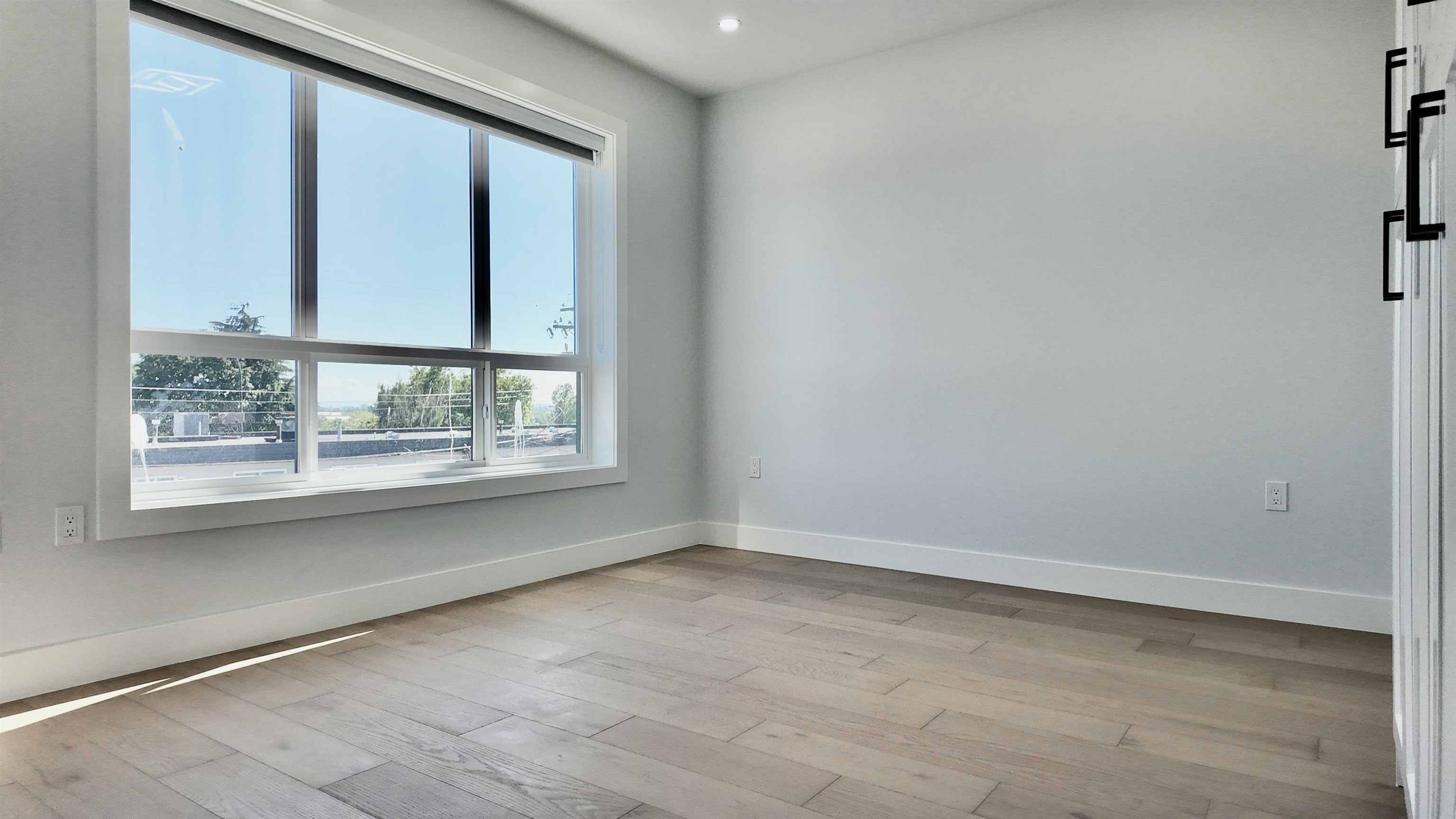 1328 E 64th Avenue, Vancouver, BC, V5X 2P1 - 10