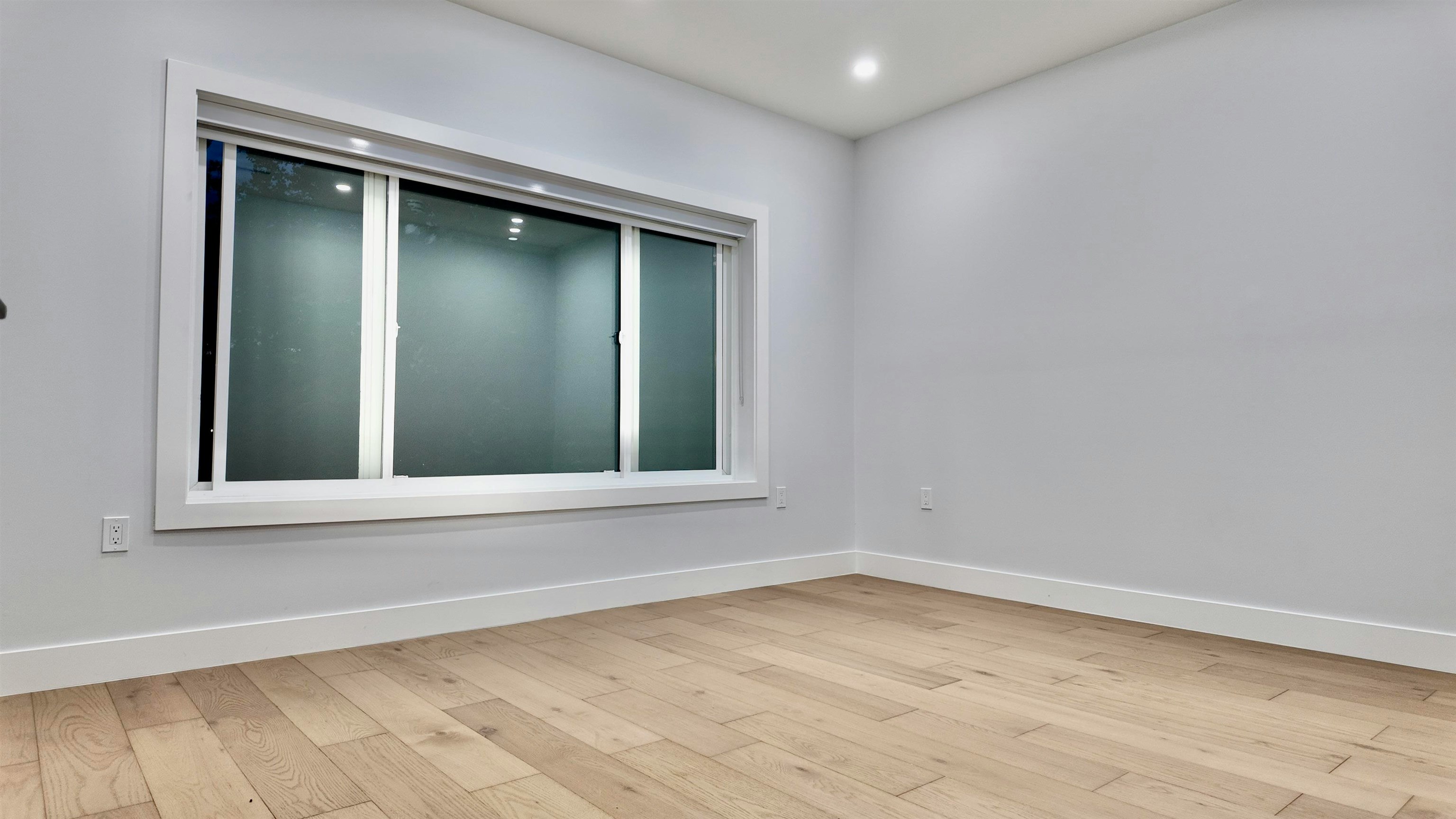 1330 E 64th Avenue, Vancouver, BC, V5X 2P1 - 12