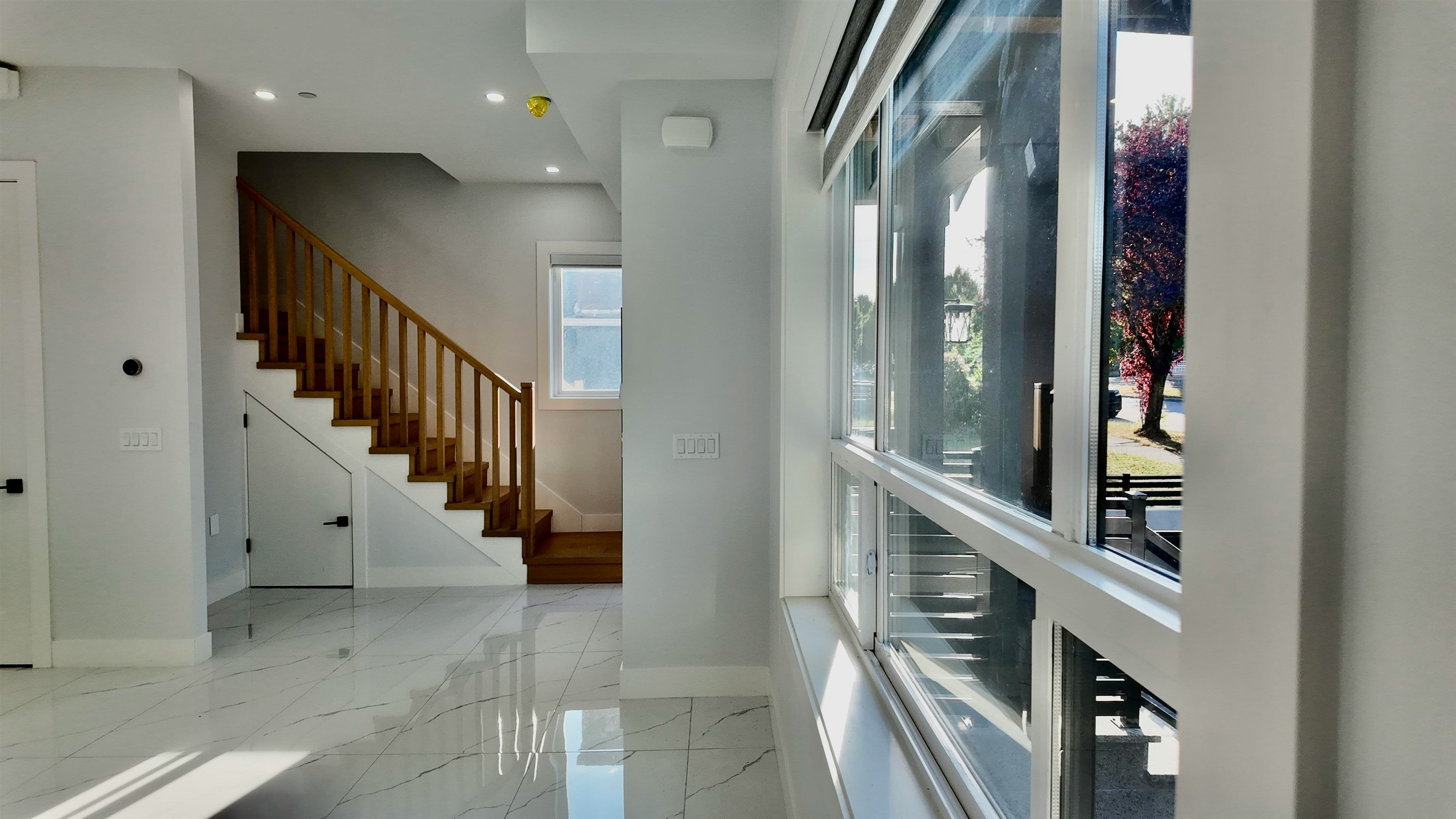 1330 E 64th Avenue, Vancouver, BC, V5X 2P1 - 7