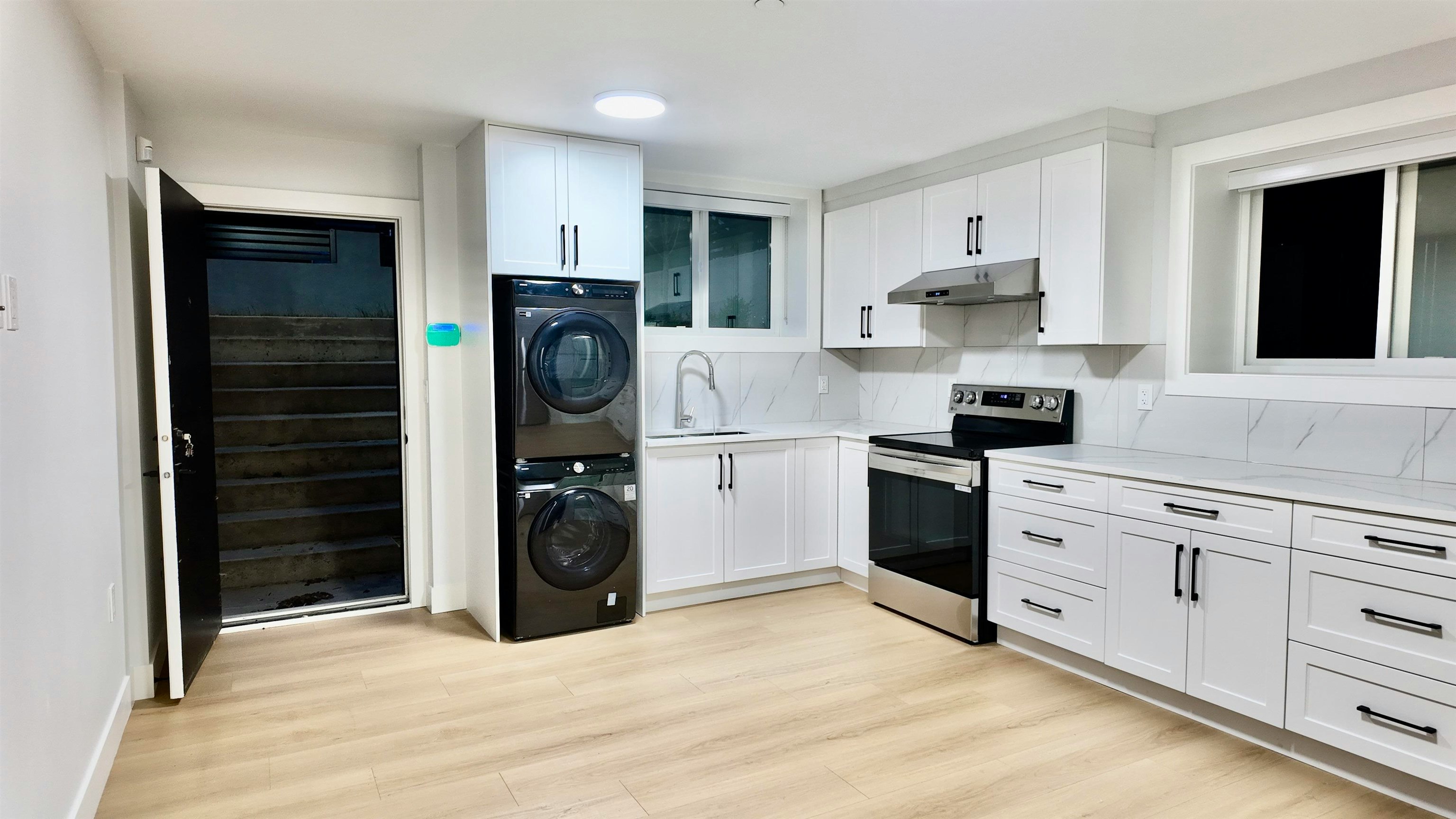 1330 E 64th Avenue, Vancouver, BC, V5X 2P1 - 14