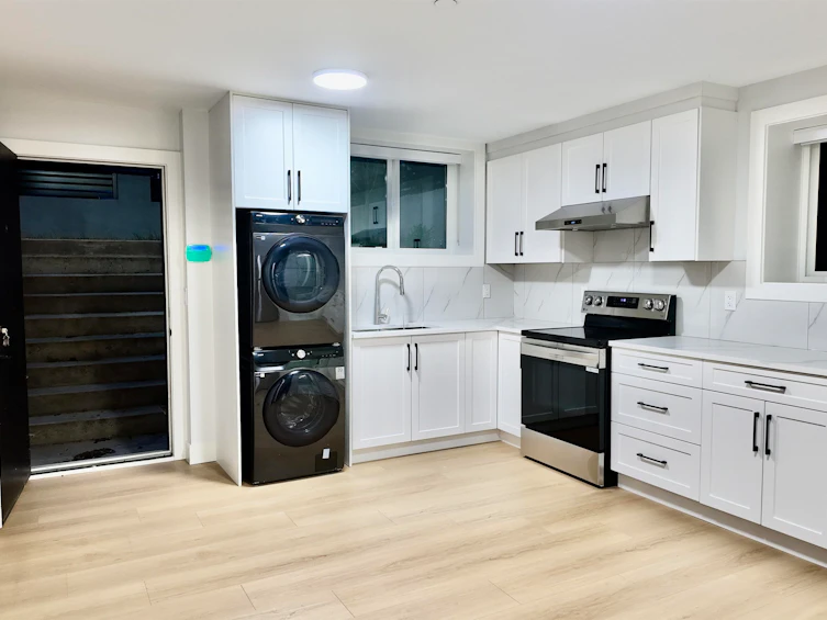 1330 E 64th Avenue, Vancouver, BC, V5X 2P1 - 14