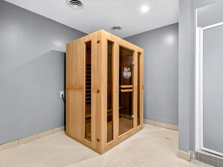 101-4105 Imperial Street, Burnaby, BC, V5J 1A6 - 32