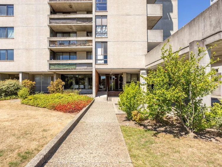 101-4105 Imperial Street, Burnaby, BC, V5J 1A6 - 3