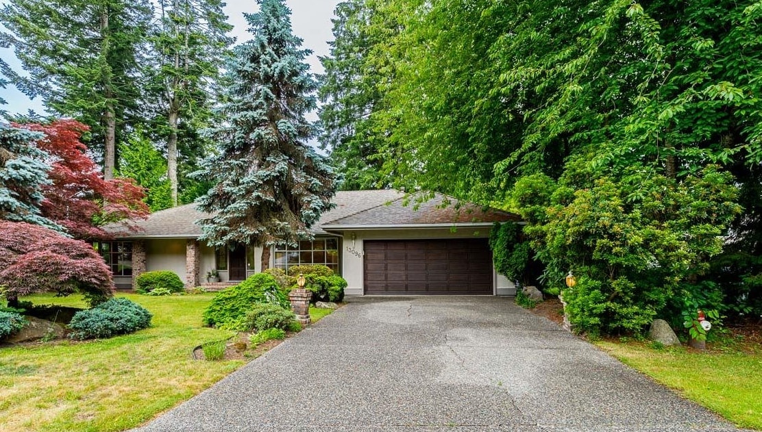 13096 21a Avenue, Surrey, BC, V4A 8M3