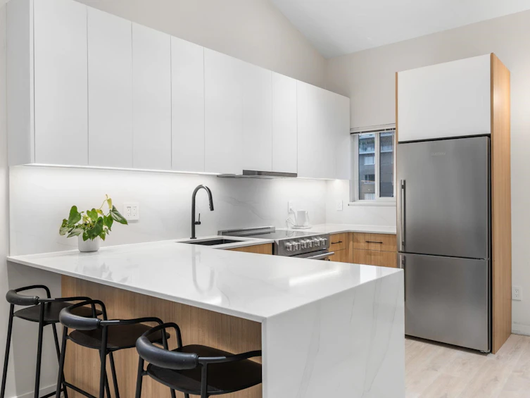 408-1363 Clyde Avenue, West Vancouver, BC, V7T 2W9 - 3