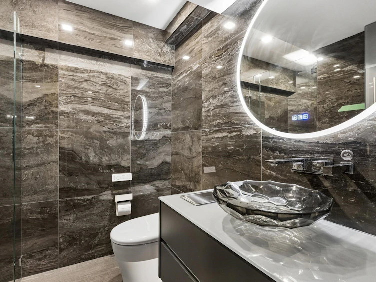 4577 Capilano Road, North Vancouver, BC, V7R 4K2 - 26
