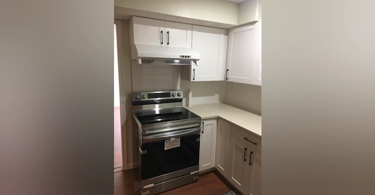 655 Monte Place, Coquitlam, BC, V3C 5E8 - 2
