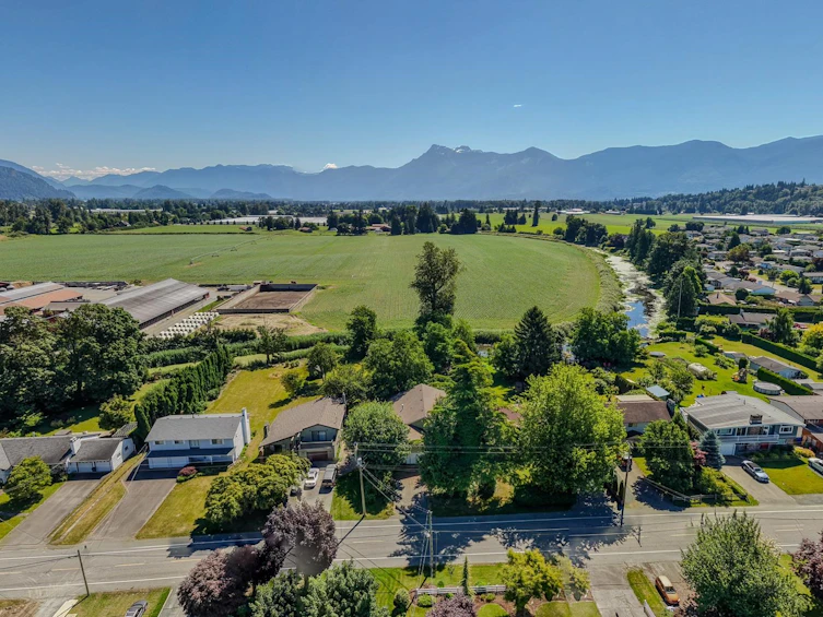 10730 Mcdonald Road, Chilliwack, BC, V2P 7L6