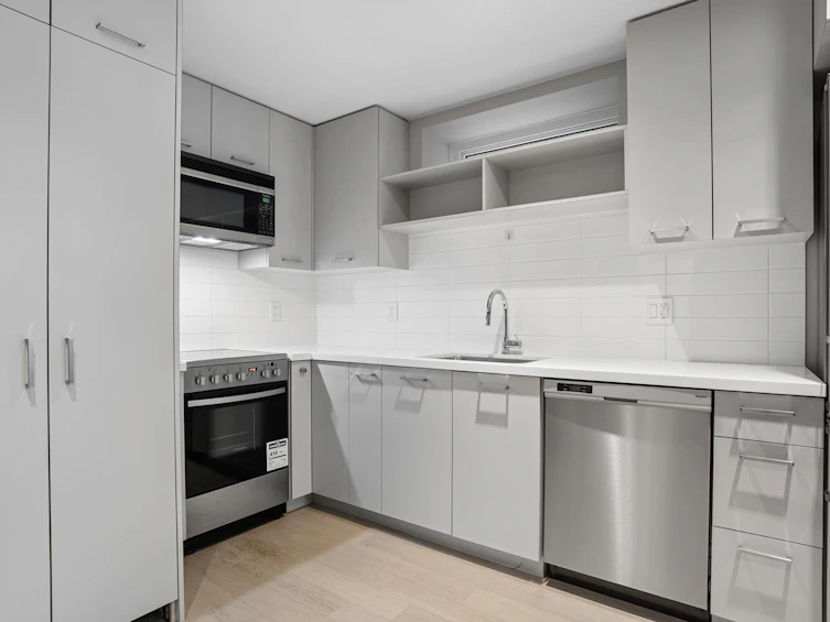 4481 W 15th Avenue, Vancouver, BC, V6R 3B1 - 37