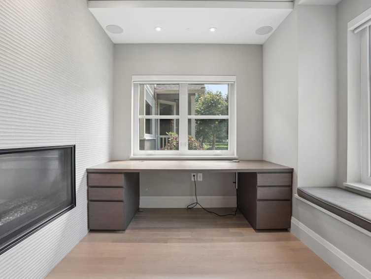 4481 W 15th Avenue, Vancouver, BC, V6R 3B1 - 5