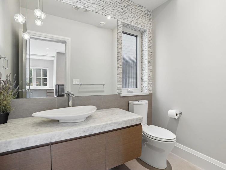 4481 W 15th Avenue, Vancouver, BC, V6R 3B1 - 15