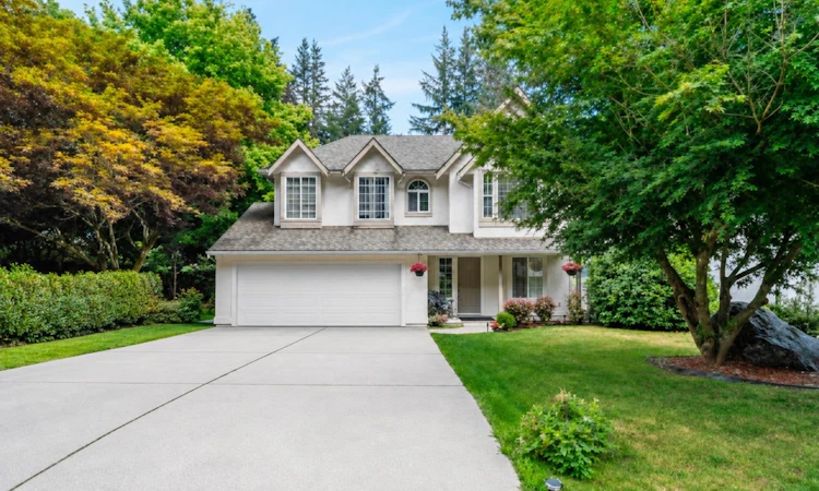 275 Forrest Crescent
