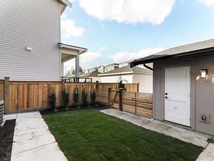 20685 76 Avenue, Langley, BC, V3V 1V5 - 33