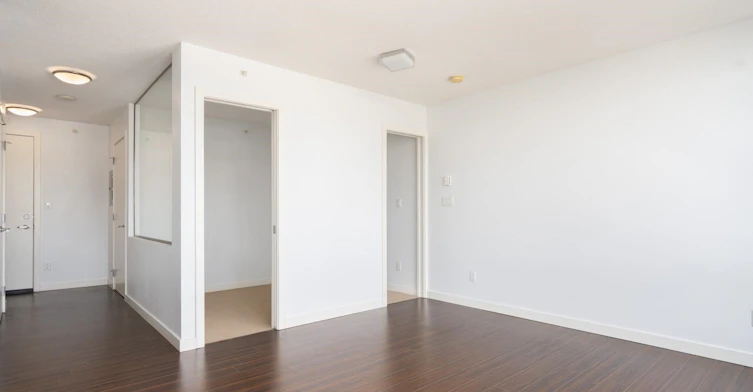 308-4818 Eldorado Mews, Vancouver, BC, V5R 0B3 - 5