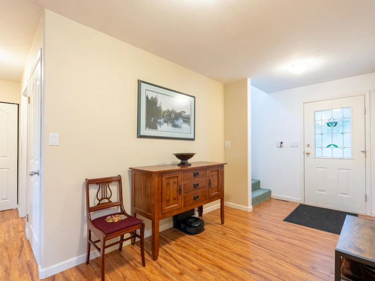 2562 Miles Road, Roberts Creek, BC, V0N 2W4 - 7