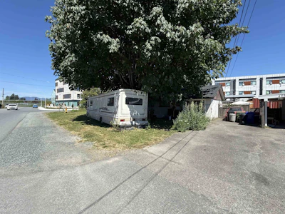 45881 Rowat Avenue - 4