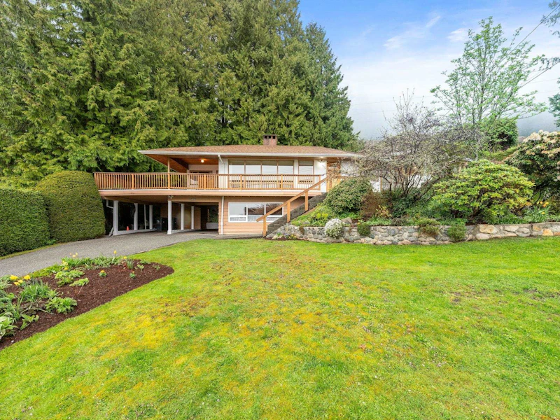 234 Rondoval Crescent, North Vancouver BC V7N 2W7
