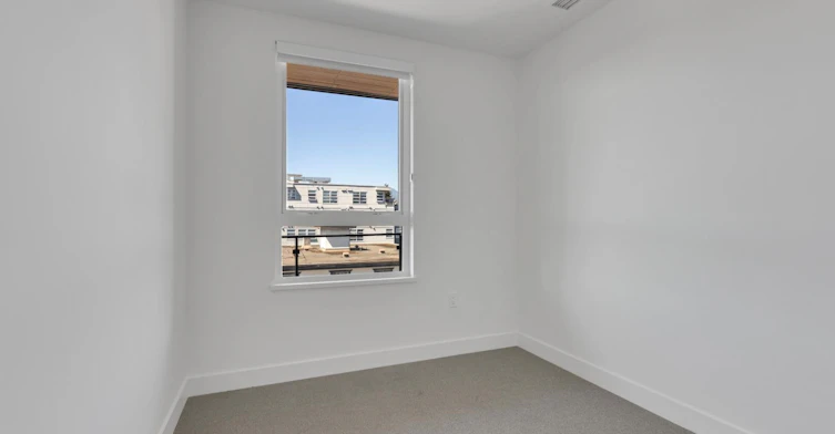 401-422 E 3rd Street, North Vancouver, BC, V7L 0K1 - 16