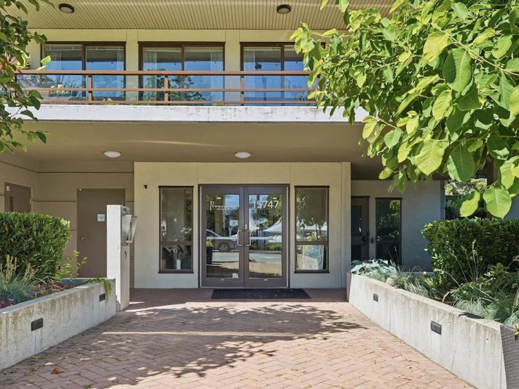 303-15747 Marine Drive, Surrey, BC, V4B 1E4 - 31