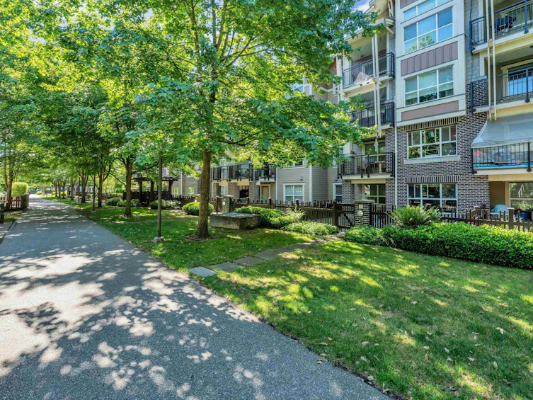 138-7388 Macpherson Avenue, Burnaby, BC, V5J 0A1 - 23