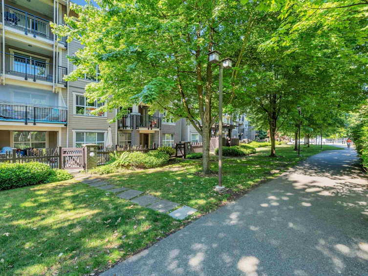 138-7388 Macpherson Avenue, Burnaby, BC, V5J 0A1 - 24