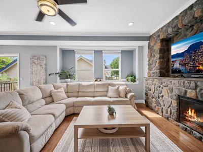 6893 192nd Street - 5