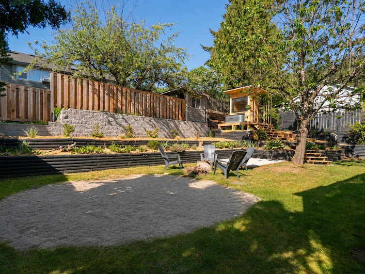 1001 Pomona Way, Squamish, BC, V0N 1T0 - 30