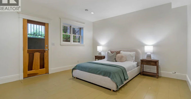 33 East 6th Avenue, Vancouver, BC, V5T 1J3 - 13