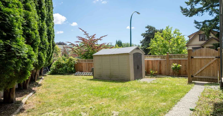 925 E 19th Avenue, Vancouver, BC, V5V 1K8 - 23