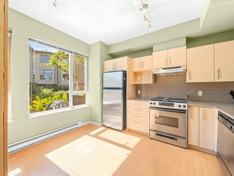131-9229 University Crescent, Burnaby, BC, V5A 4Z2 - 7