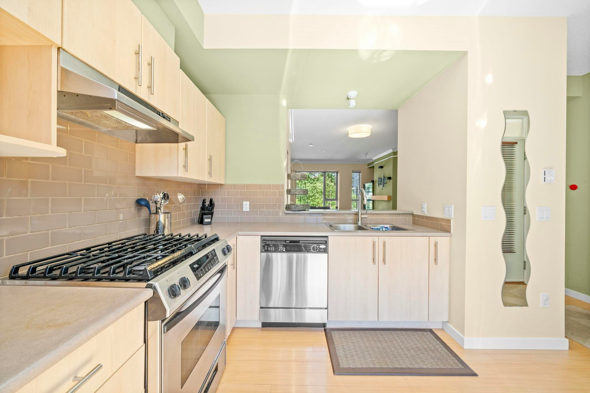 131-9229 University Crescent, Burnaby, BC, V5A 4Z2 - 9