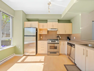 131-9229 University Crescent - 3